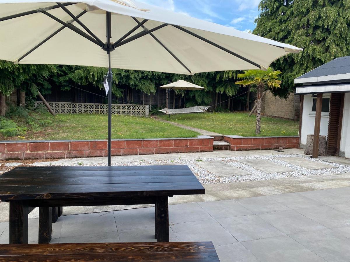 5 Bedroom Bungalow Ascot Racecourse Exteriér fotografie